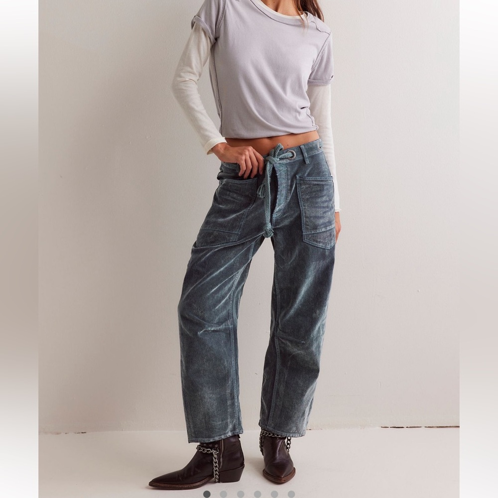 NWOT Free People We the Free Moxie Flocked Pull-On Barrel Jeans Mountain Green
